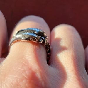 Sterling silver 925 dolphin ring size 6